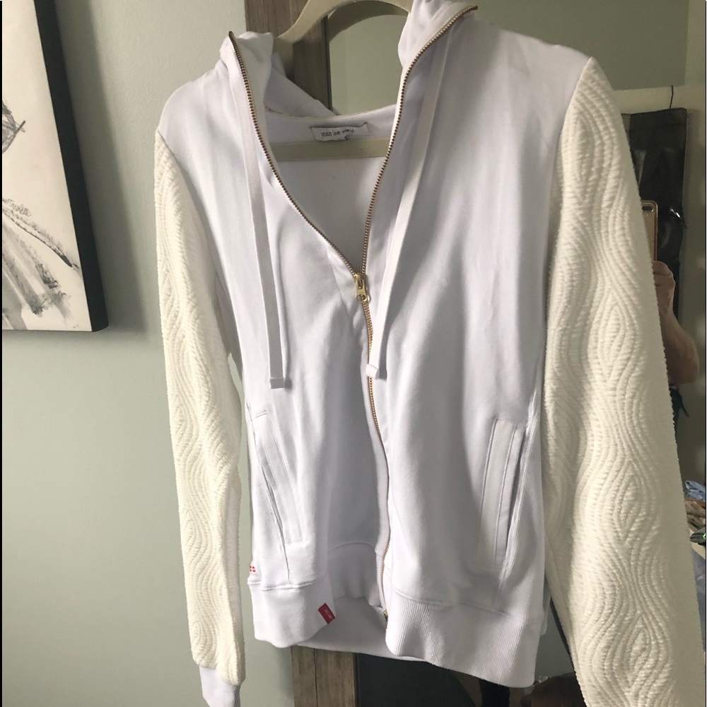 Zipper sweatshirt with hood .